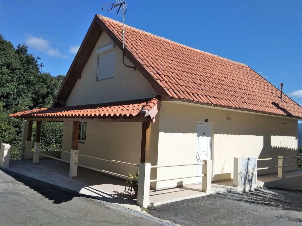 Casas Do Caminho Velho Apartment Ribeira de Pena Luaran gambar